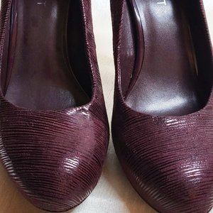Nine West  Plum/Purple With-1/2" Platform / Size-7.5